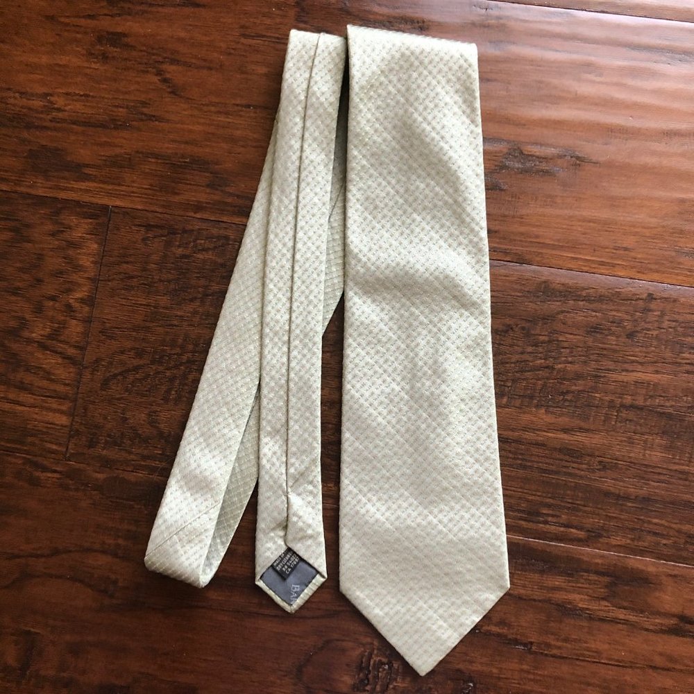 Banana Republic mens tie olive color